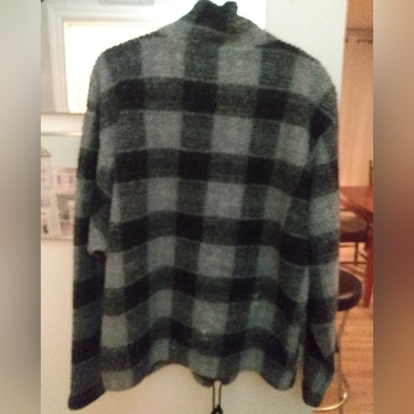 Light Jacket - Picture 5 of 5